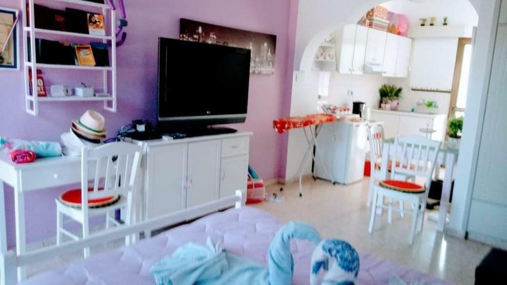 Yiota'S Cute Studio Paphos Exterior photo